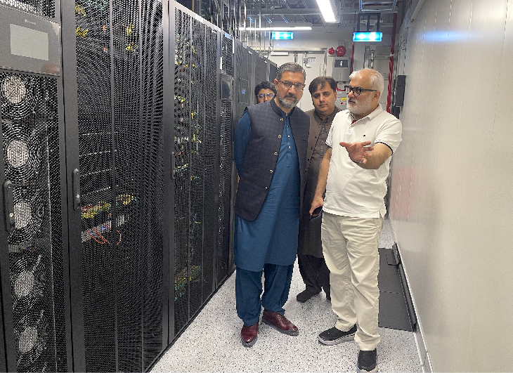 Visit to HEC Astrolabe Cloud Data Centers and High-Performance Computing Facility